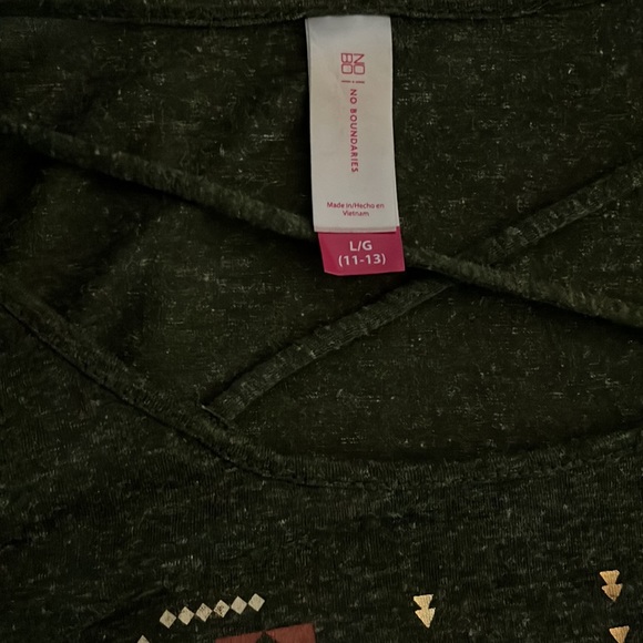 No Boundaries T-shirt, size L/G 11-13, Army Green Long Sleeve. - Picture 3 of 10